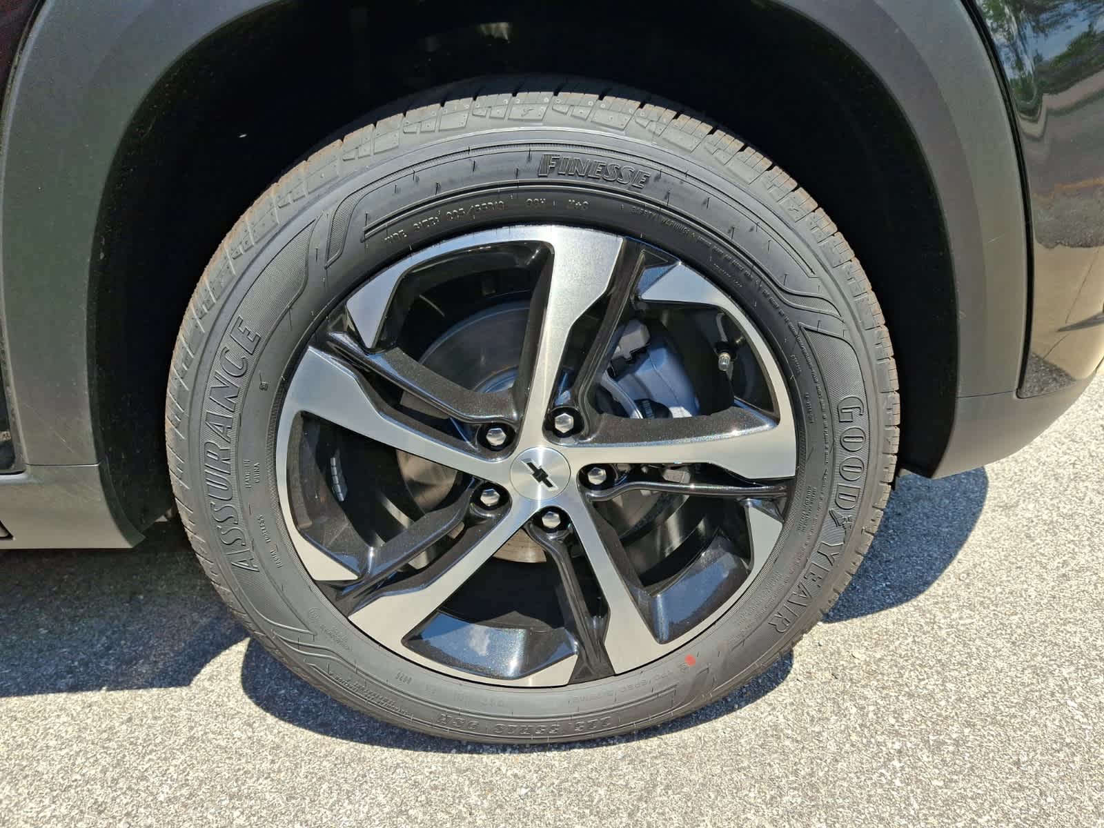 2026 Chevrolet Trax RS - Photo 3