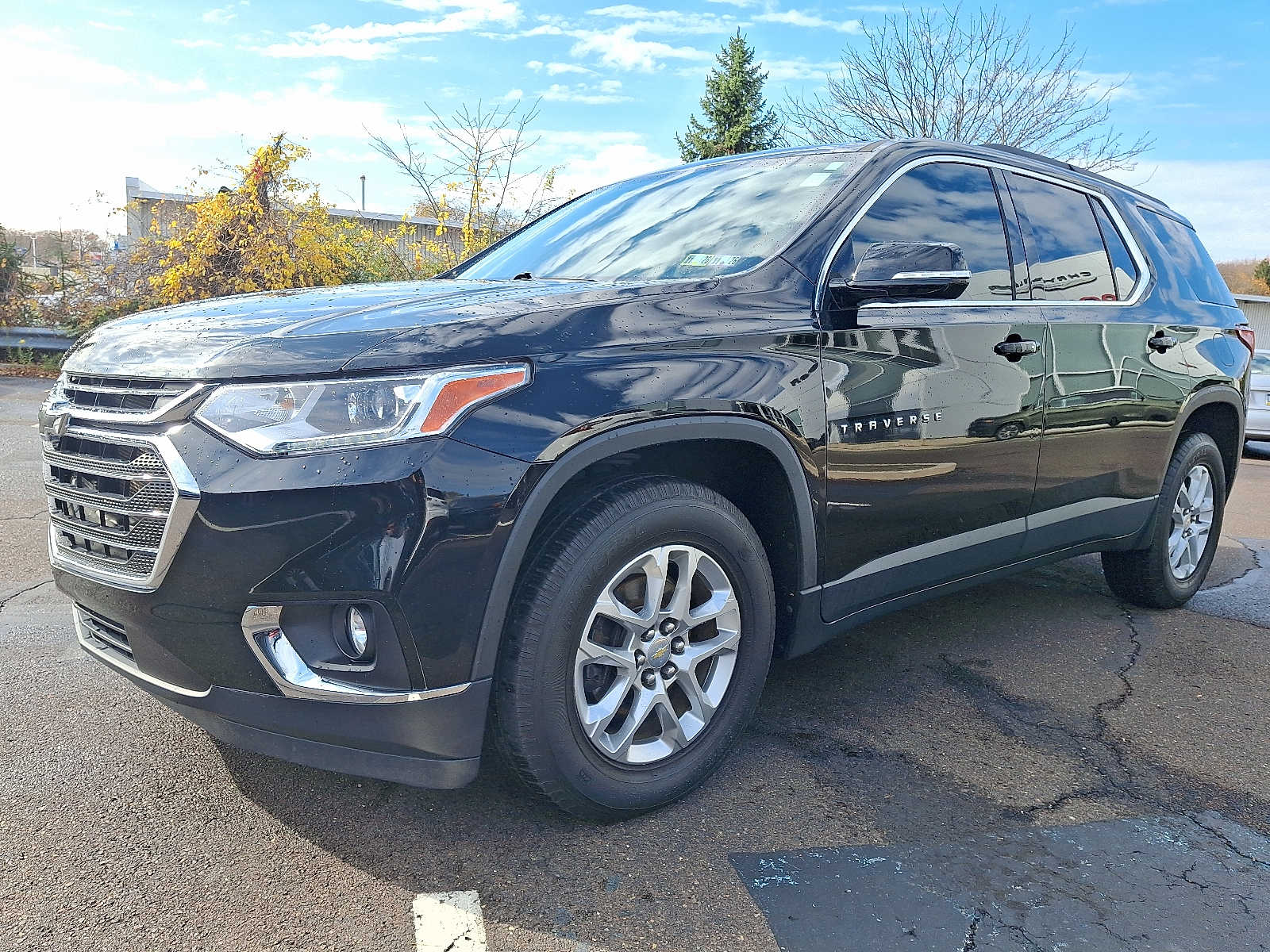 2020 Chevrolet Traverse Cloth photo 3