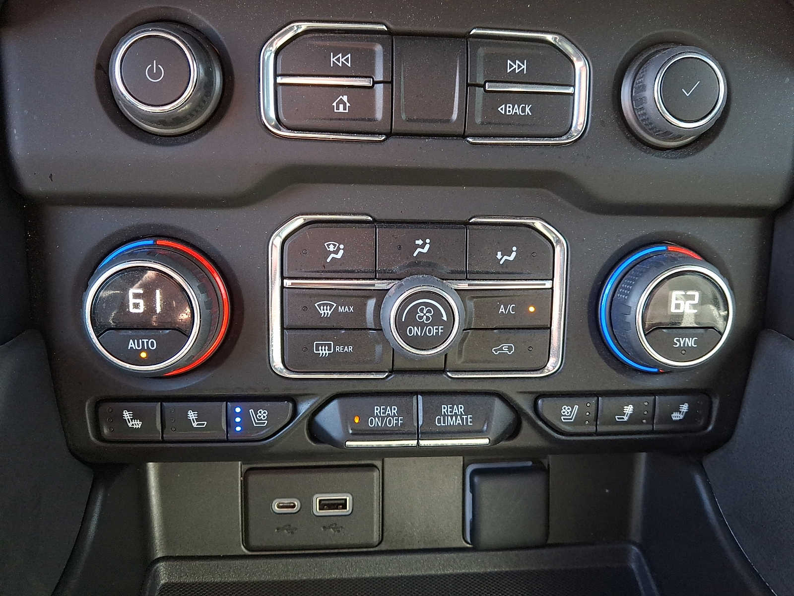2023 Chevrolet Tahoe Premier - Photo 16