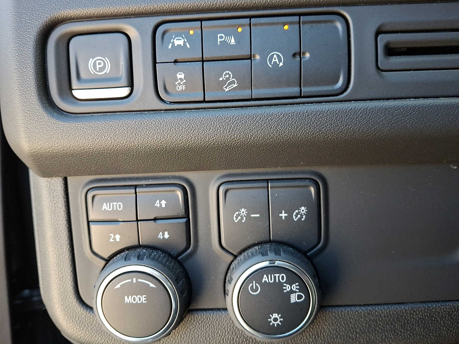 2023 Chevrolet Tahoe Premier - Photo 24