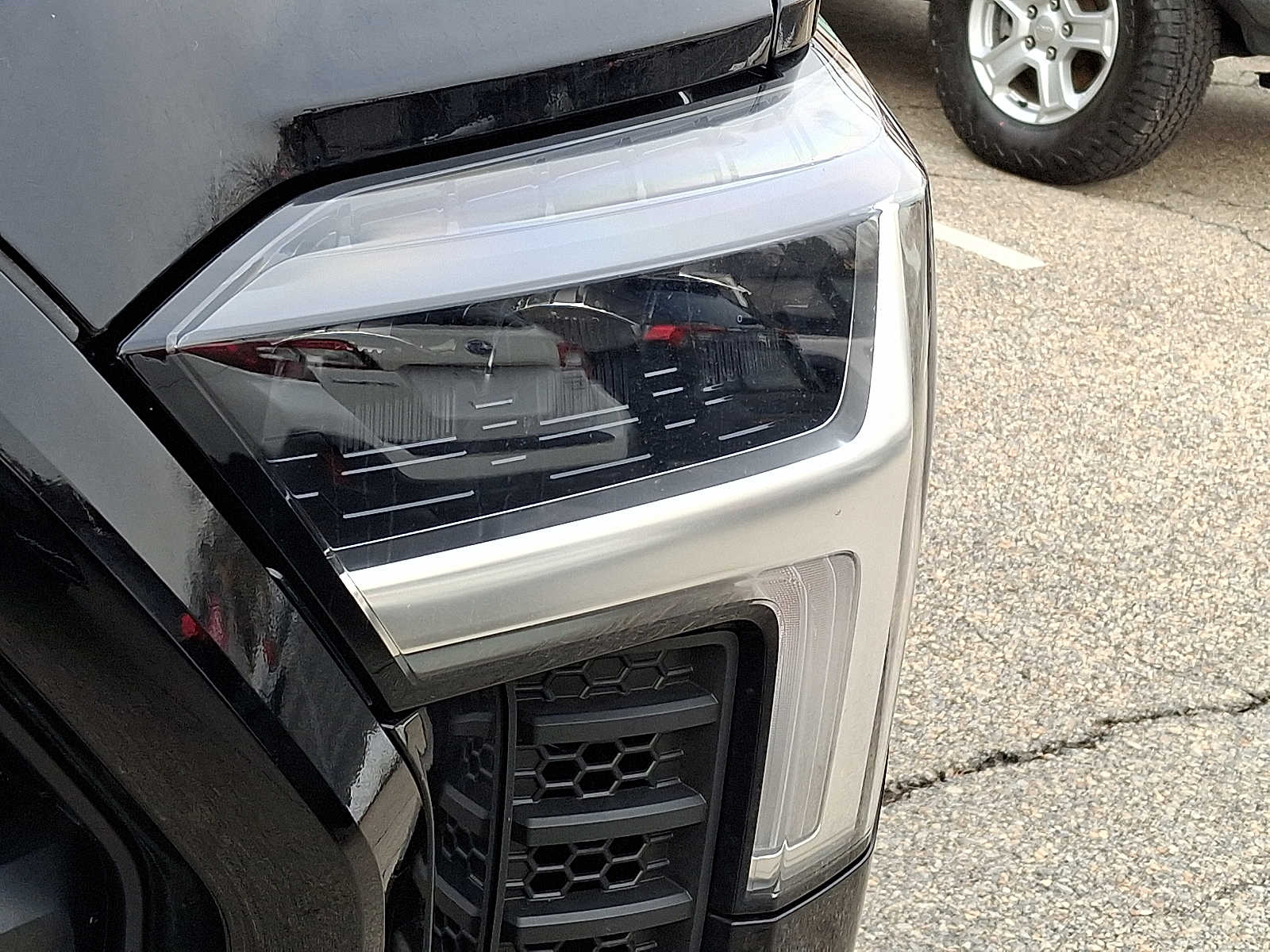 2023 Toyota Tundra SR5 - Photo 8