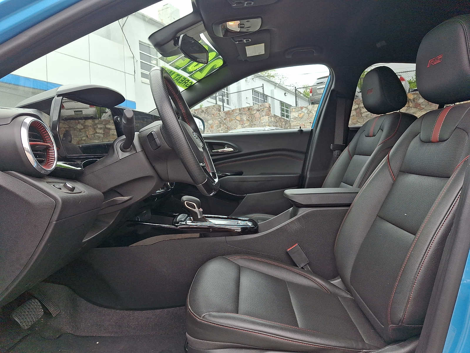 2025 Chevrolet Trax RS - Photo 17