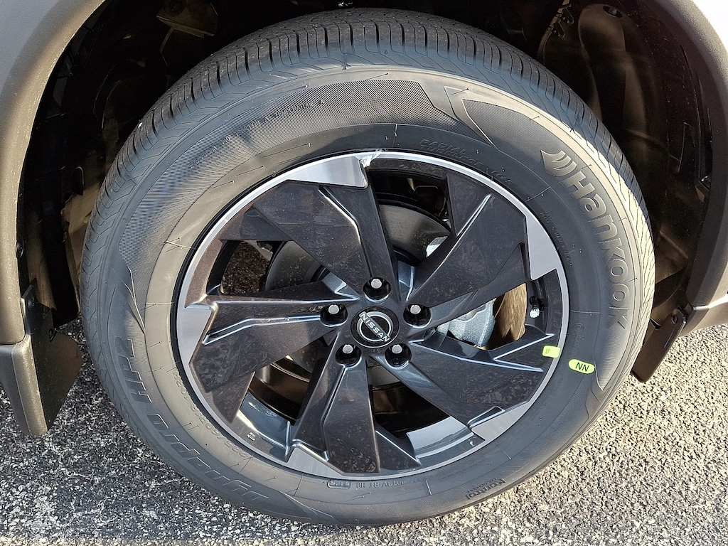 New 2026 Nissan Rogue SV Sport Utility