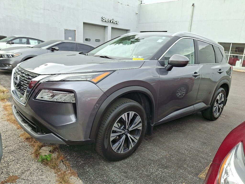 Used 2023 Nissan Rogue SV Intelligent AWD Sport Utility