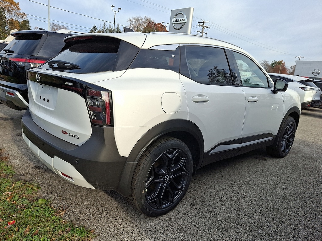 New 2026 Nissan Kicks SR Sport Utility