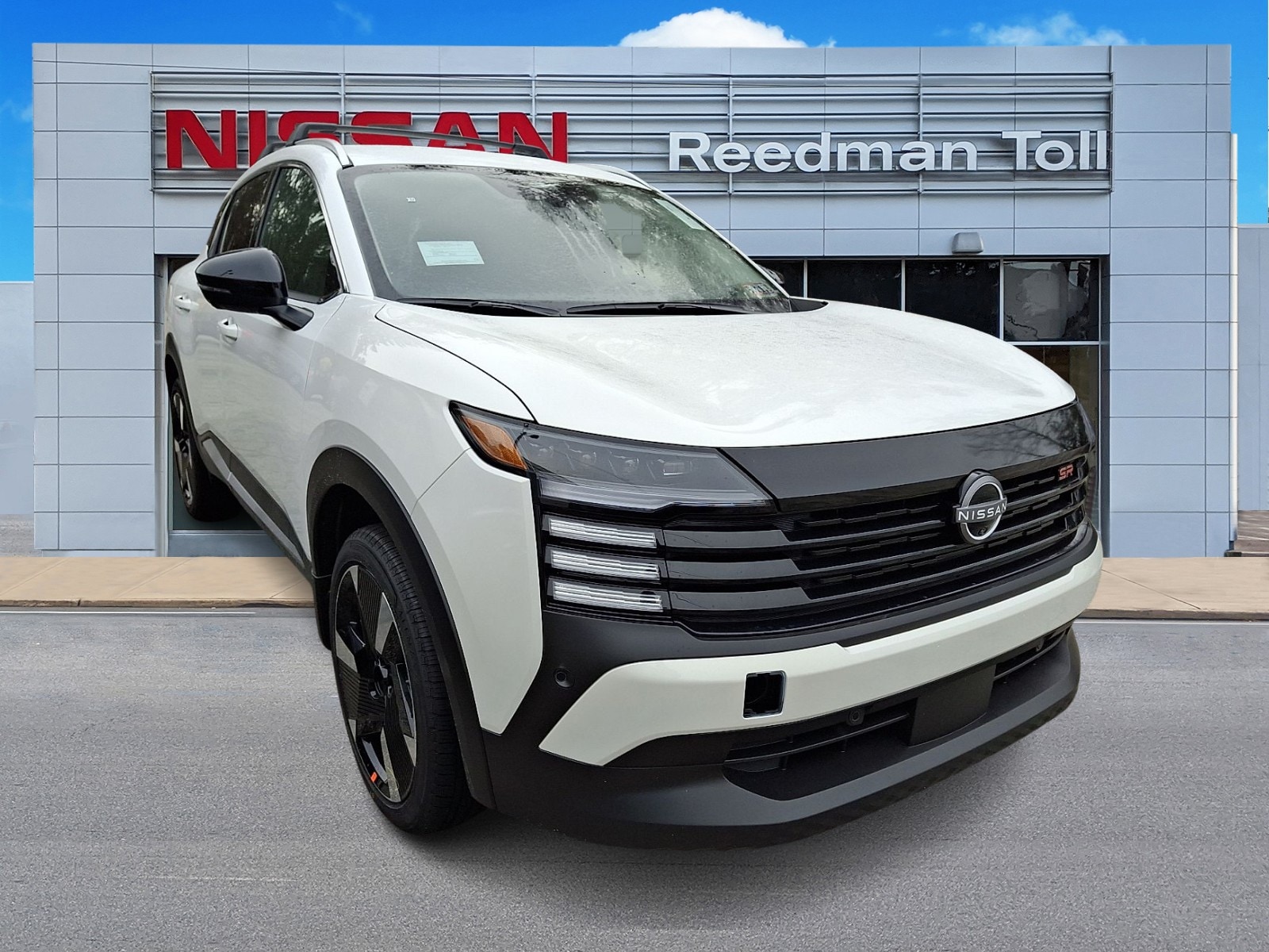 2026 Nissan KICKS SR AWD's photo