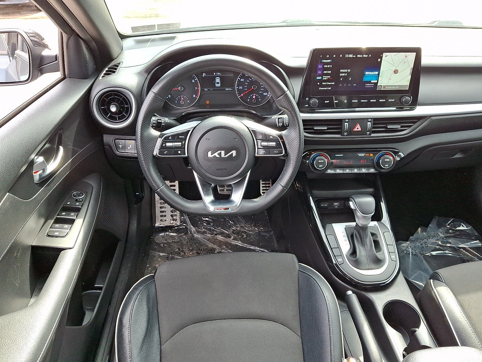 2023 Kia Forte GT-Line - Photo 11