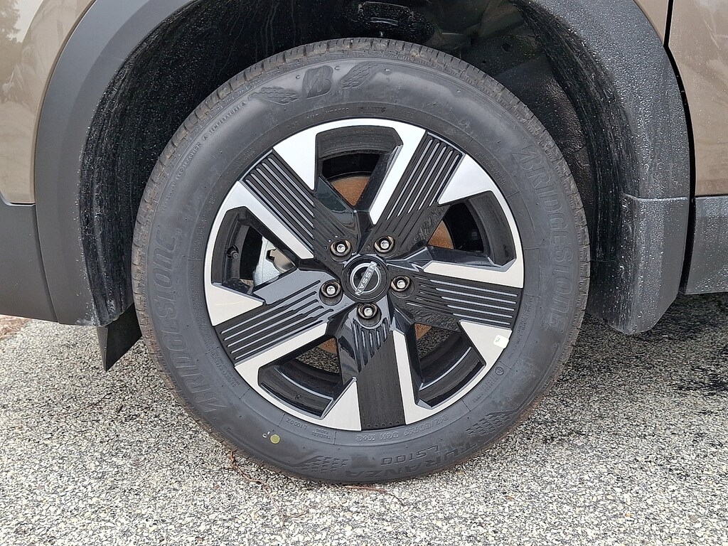 New 2026 Nissan Kicks SV Sport Utility