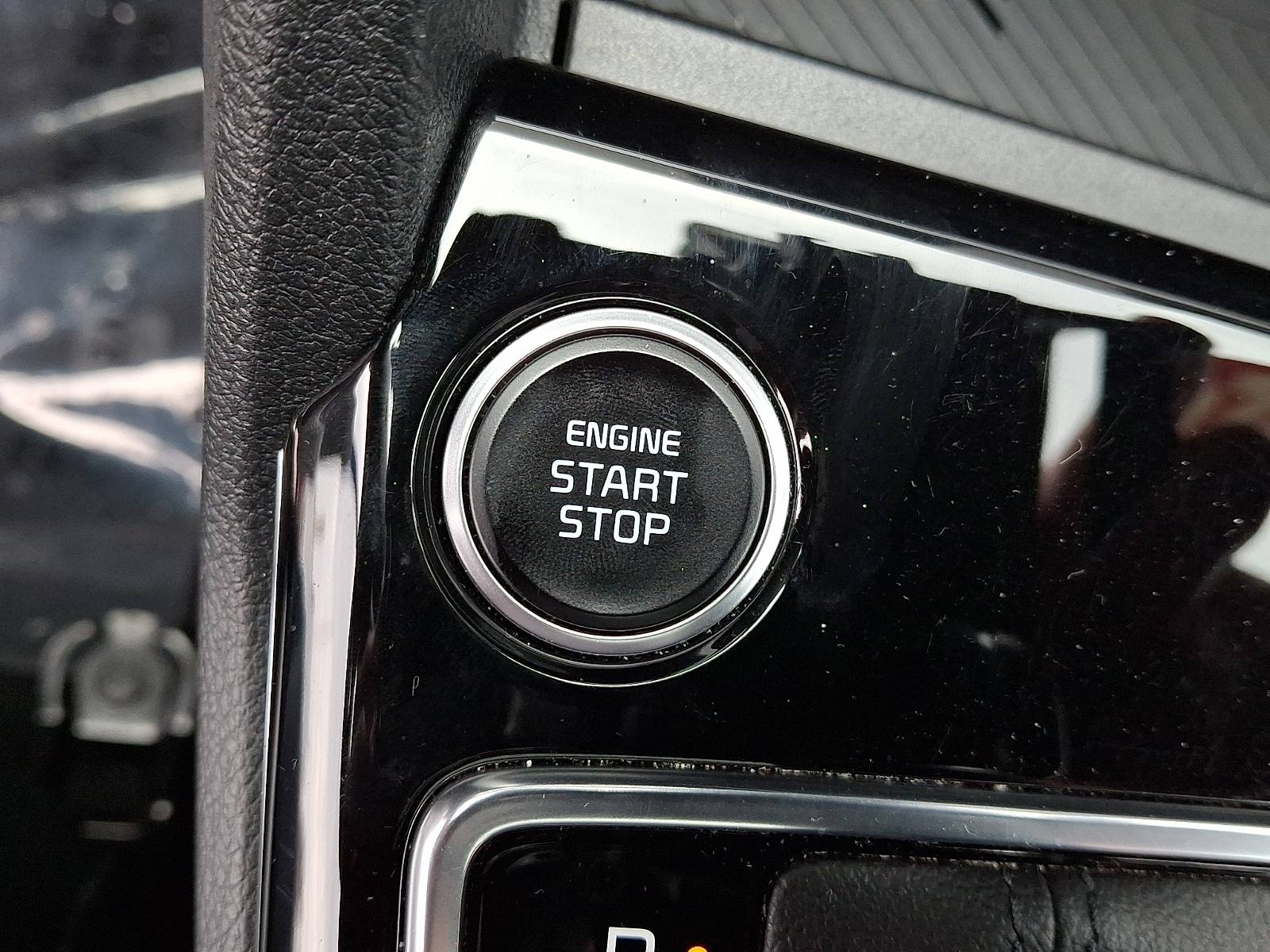 2024 Kia Sportage X-Line - Photo 25