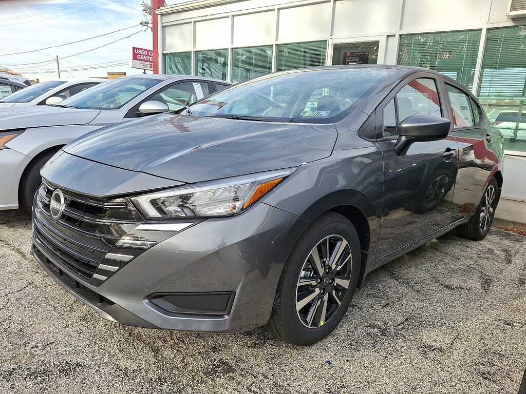 New 2025 Nissan Versa 1.6 SV Car