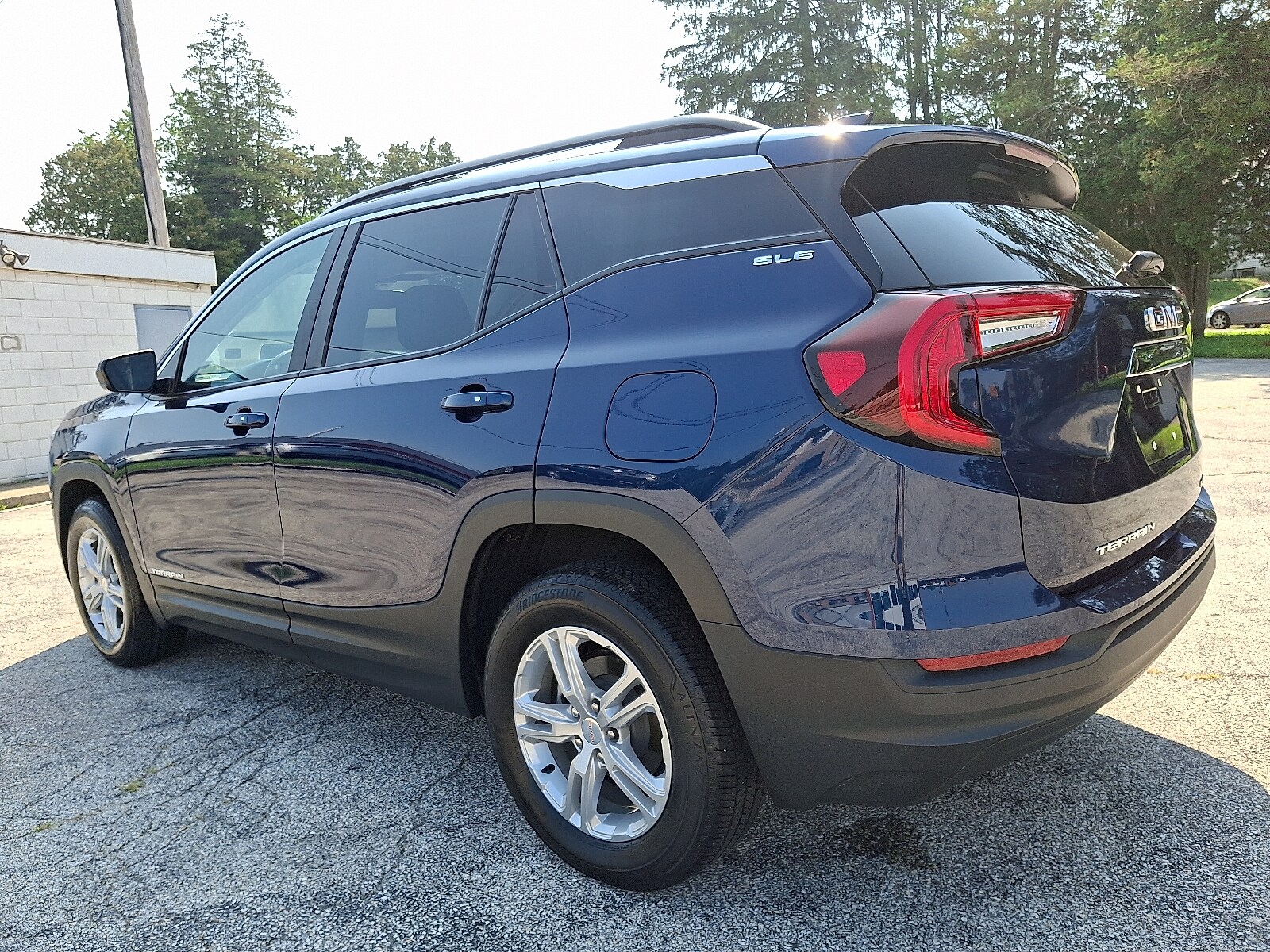 2022 Gmc Terrain SLE photo 4