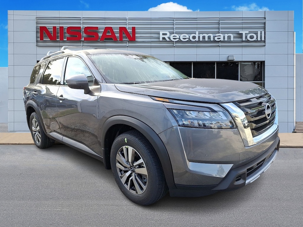 New 2025 Nissan Pathfinder SL 4WD Sport Utility