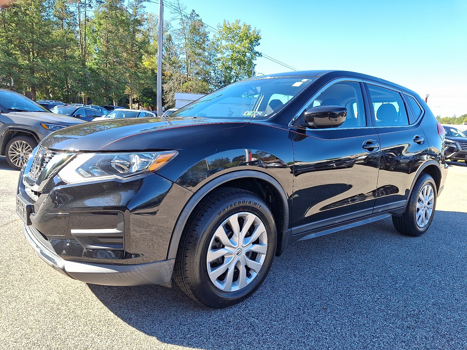 2018 Nissan Rogue S photo 3