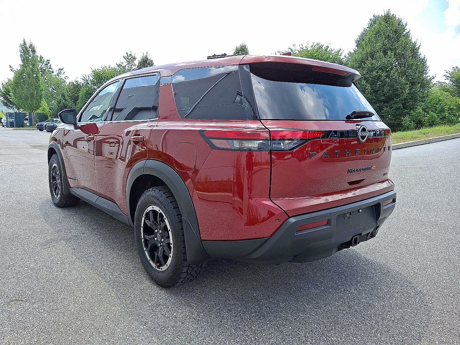 2024 Nissan Pathfinder Rock Creek photo 4