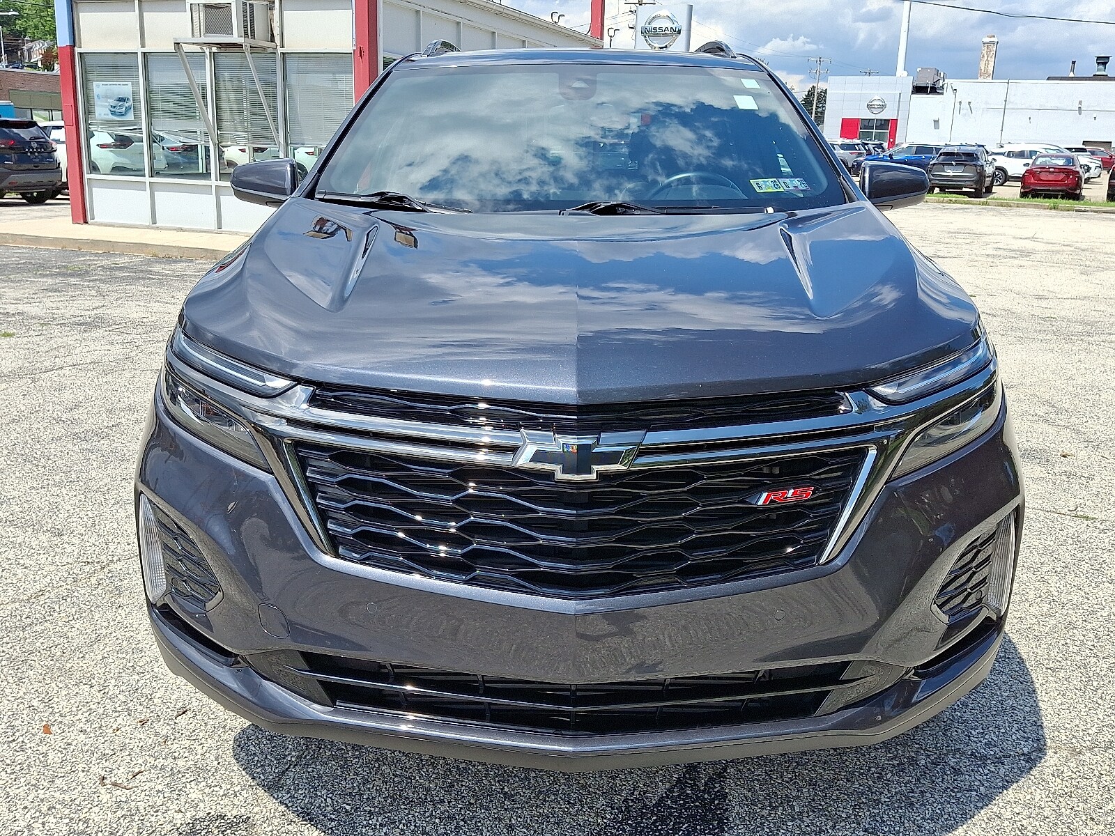 2023 Chevrolet Equinox RS photo 2