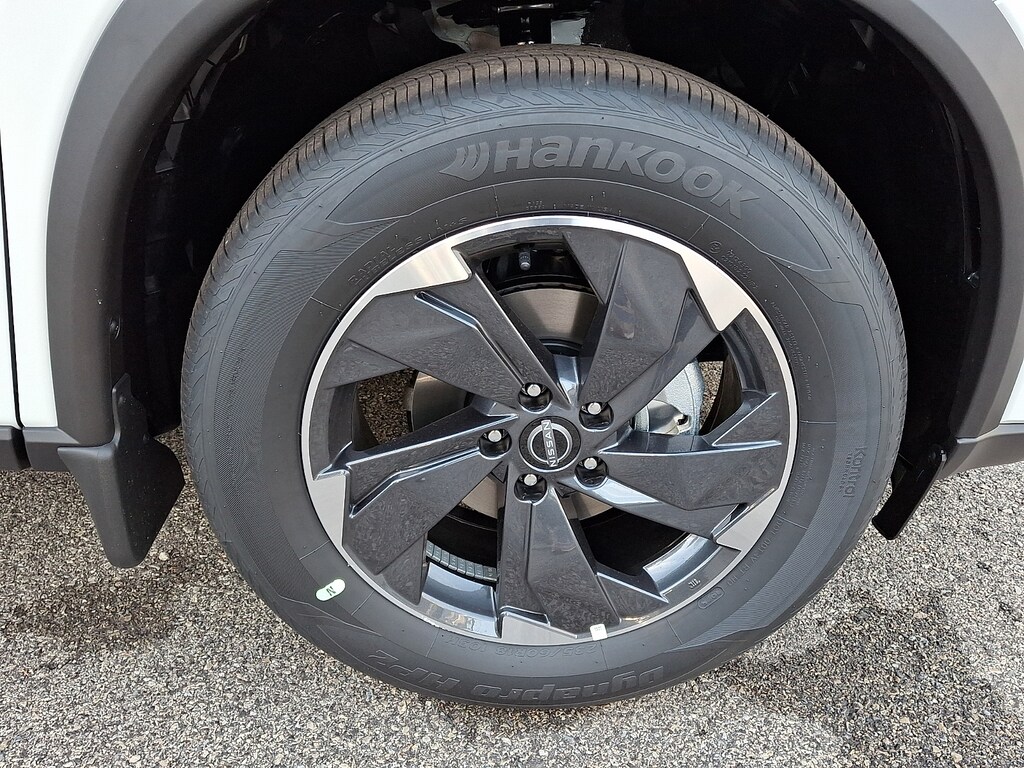 New 2026 Nissan Rogue SV Sport Utility