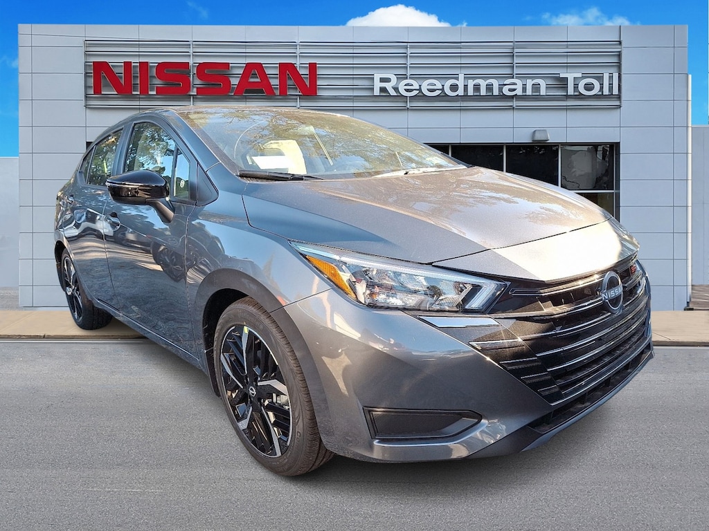 New 2025 Nissan Versa 1.6 SR Car