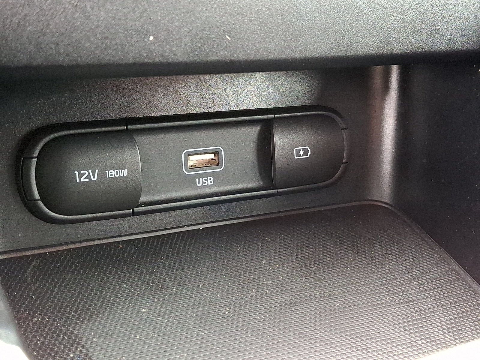 2023 Kia Forte GT-Line - Photo 23