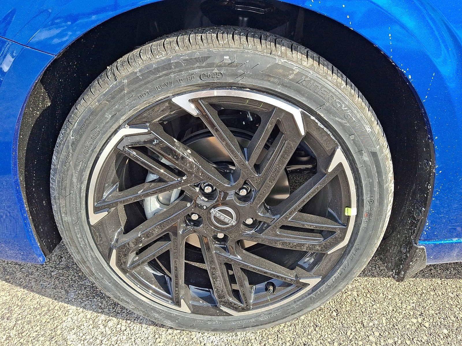 2026 Nissan Sentra SR - Photo 4