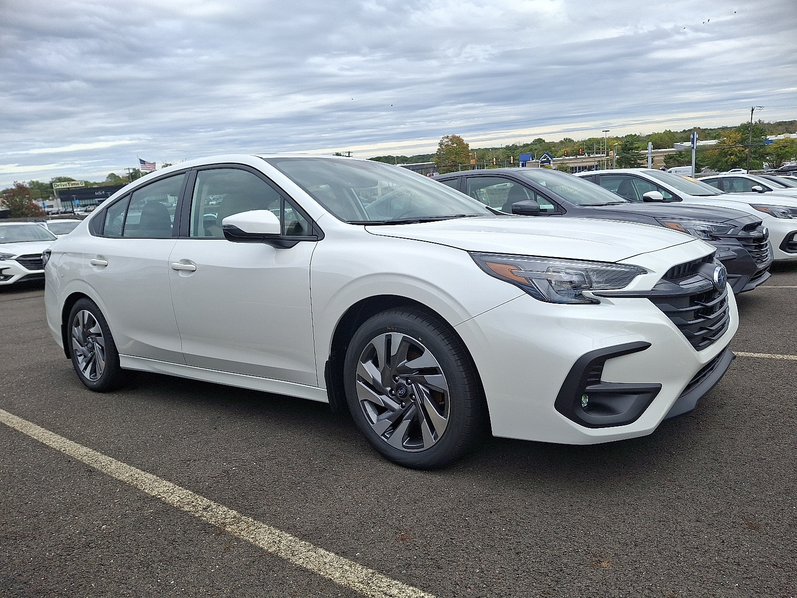 2025 Subaru Legacy Limited's photo