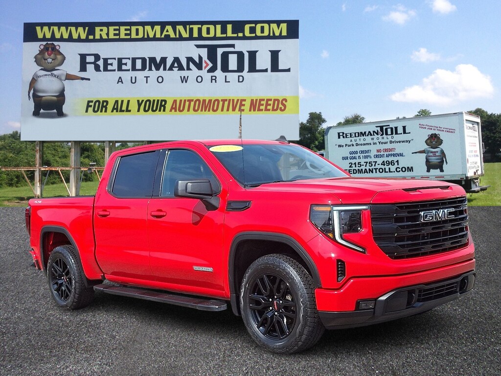 Used 2022 GMC Sierra 1500 4WD Crew Cab Short Box Elevation With 3SB Crew Cab Pickup