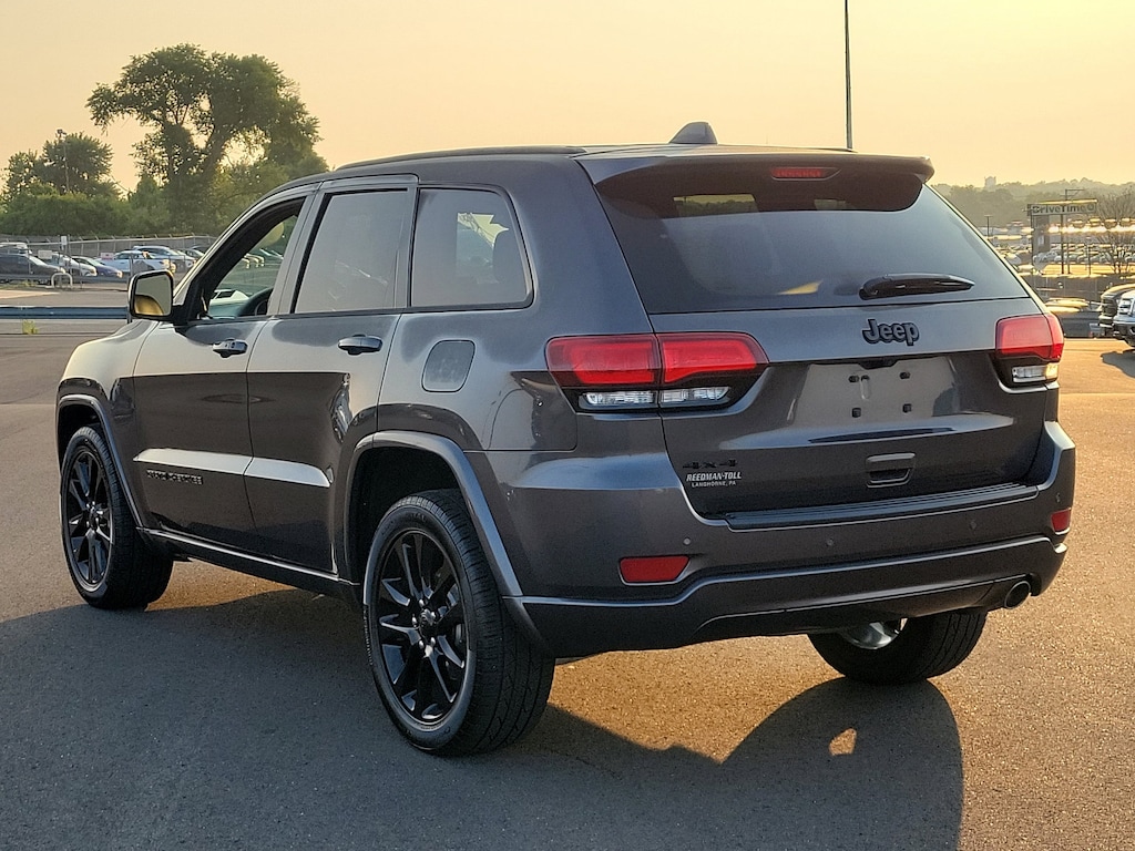 Used 2018 Jeep Grand Cherokee Altitude Altitude 4x4 *Ltd Avail*