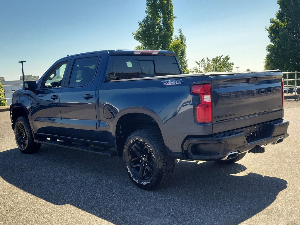 Used 2020 Chevrolet Silverado 1500 LT Trail Boss 4WD Crew Cab 147 LT Trail Boss