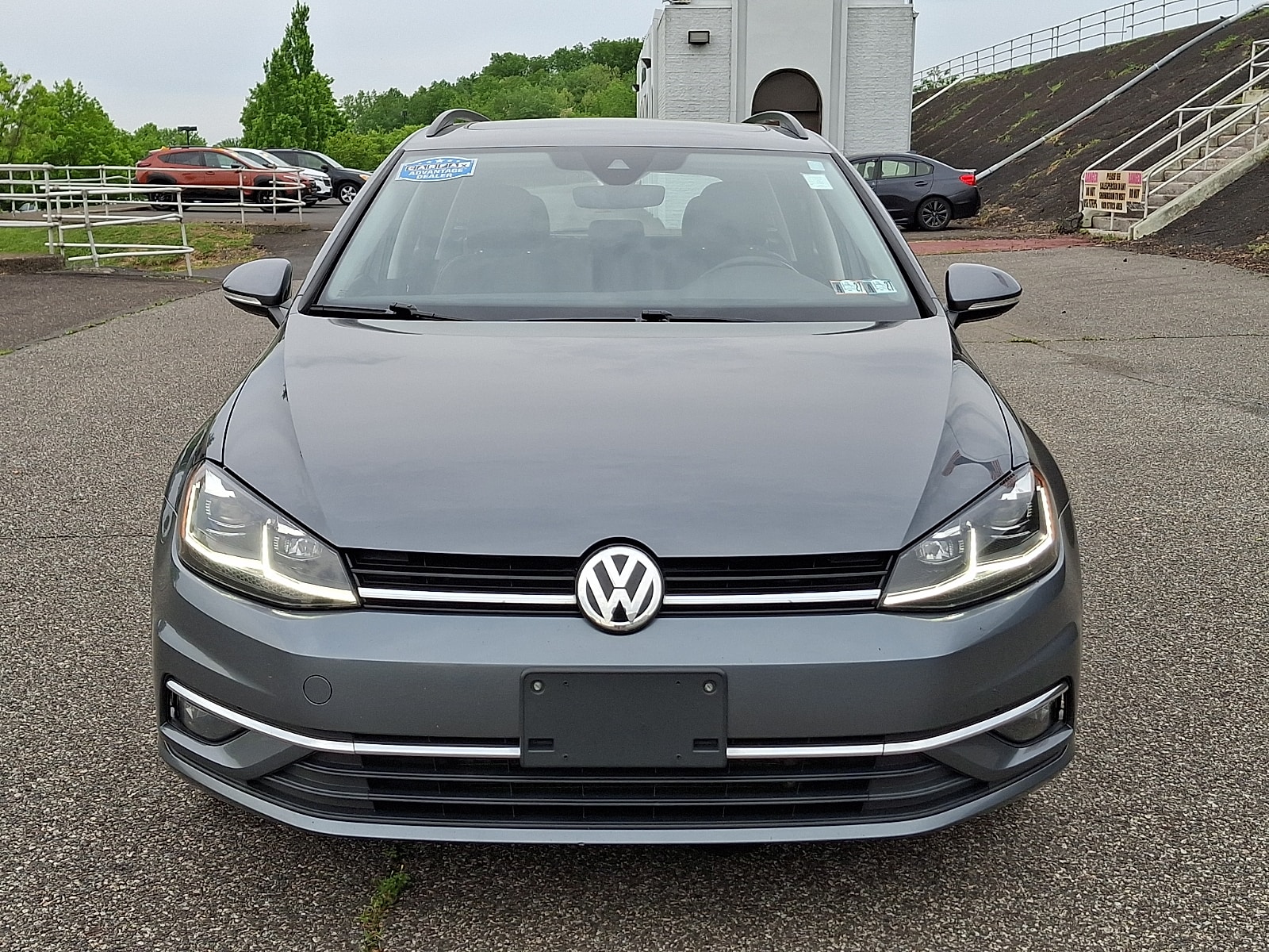 View vehicle photo 2