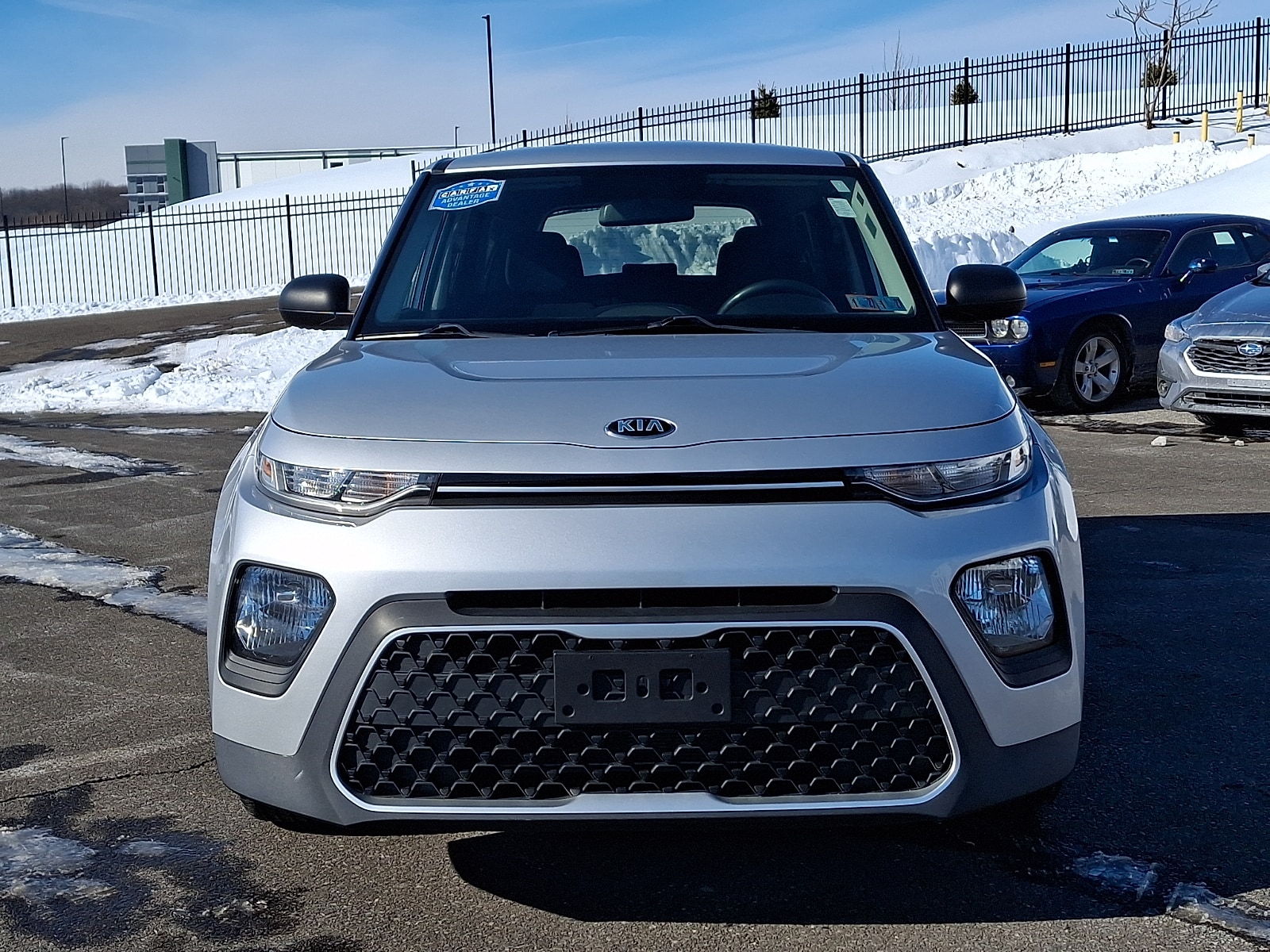 View vehicle photo 2