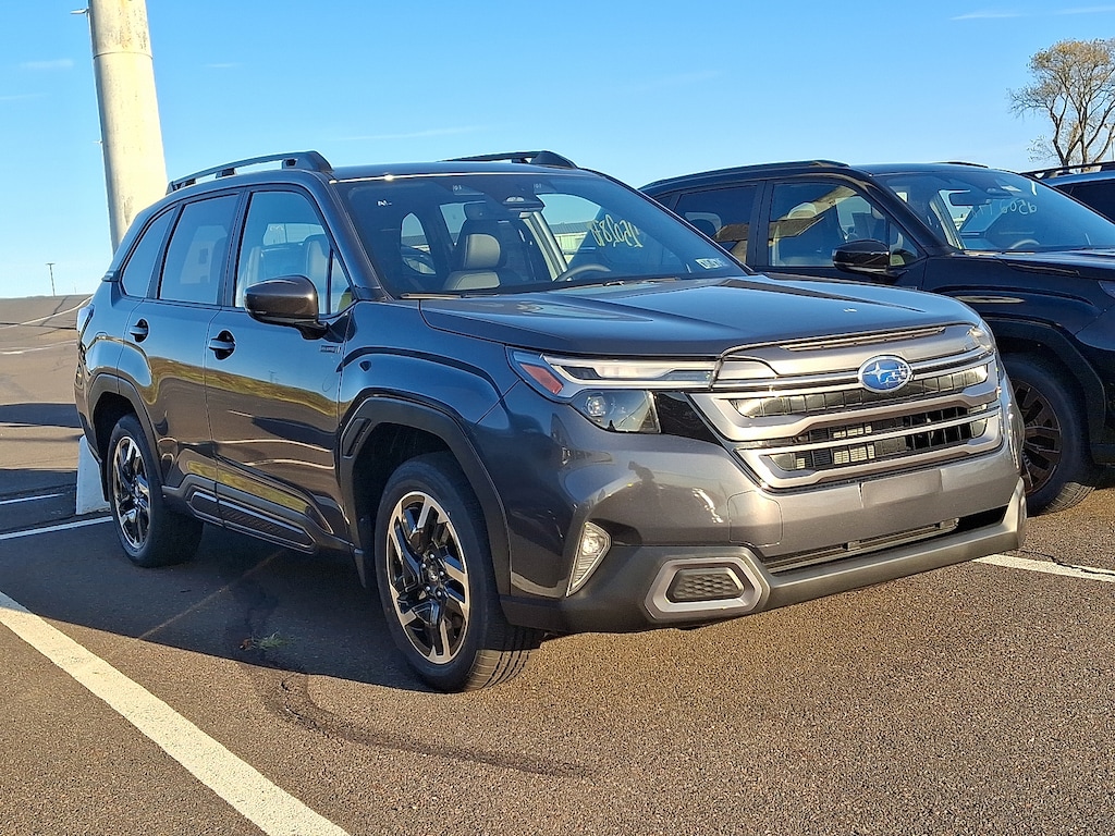 New 2025 Subaru Forester Hybrid Limited SUV