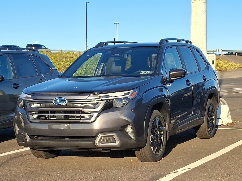 New 2025 Subaru Forester Hybrid Limited SUV