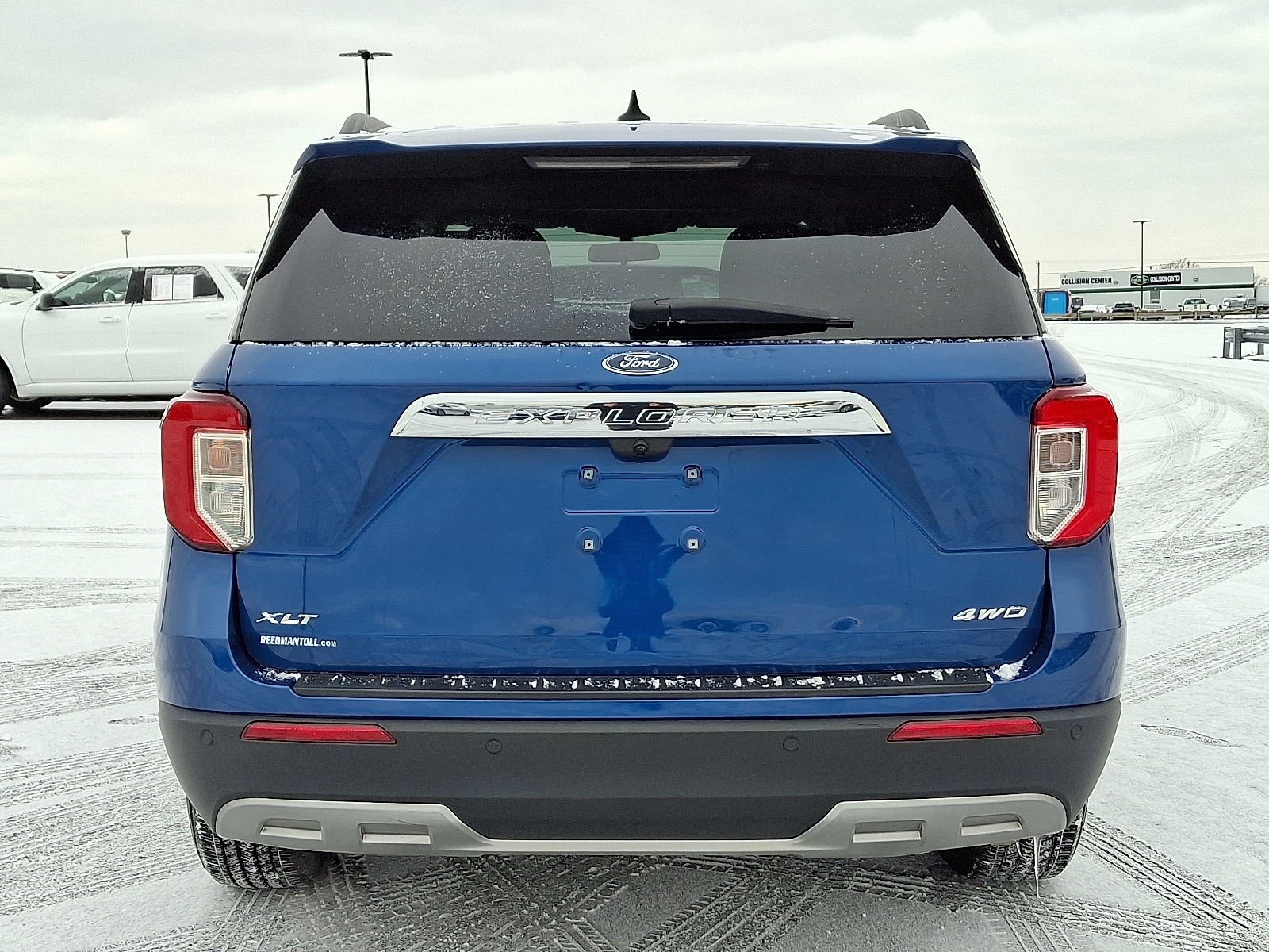 View vehicle photo 5