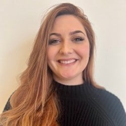 Staff member Jessica Parent from ID_f8b52f