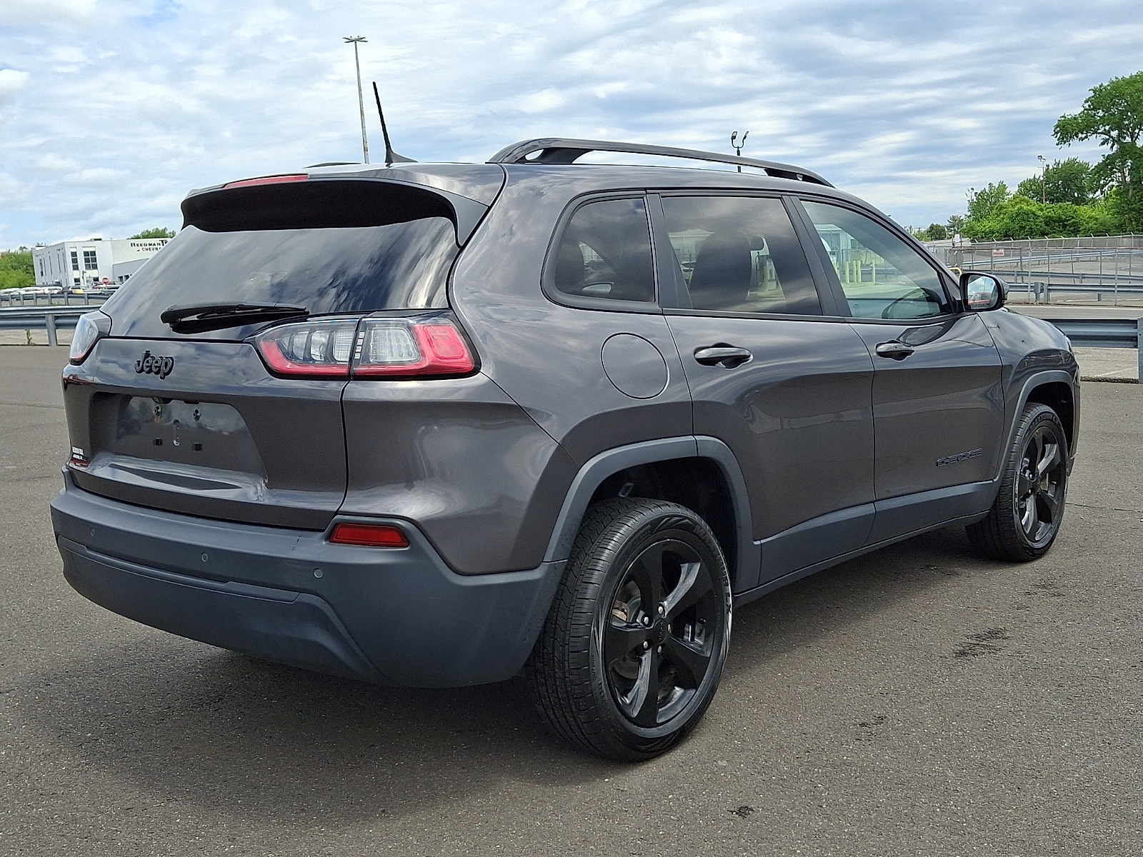 View vehicle photo 6