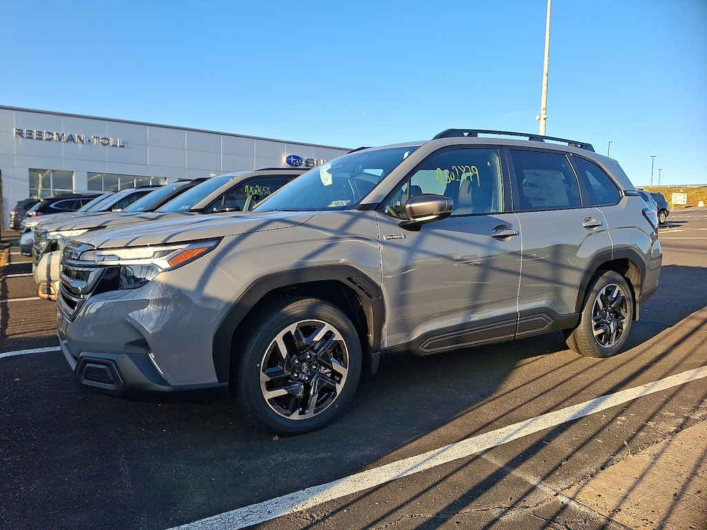 New 2025 Subaru Forester Hybrid Limited SUV