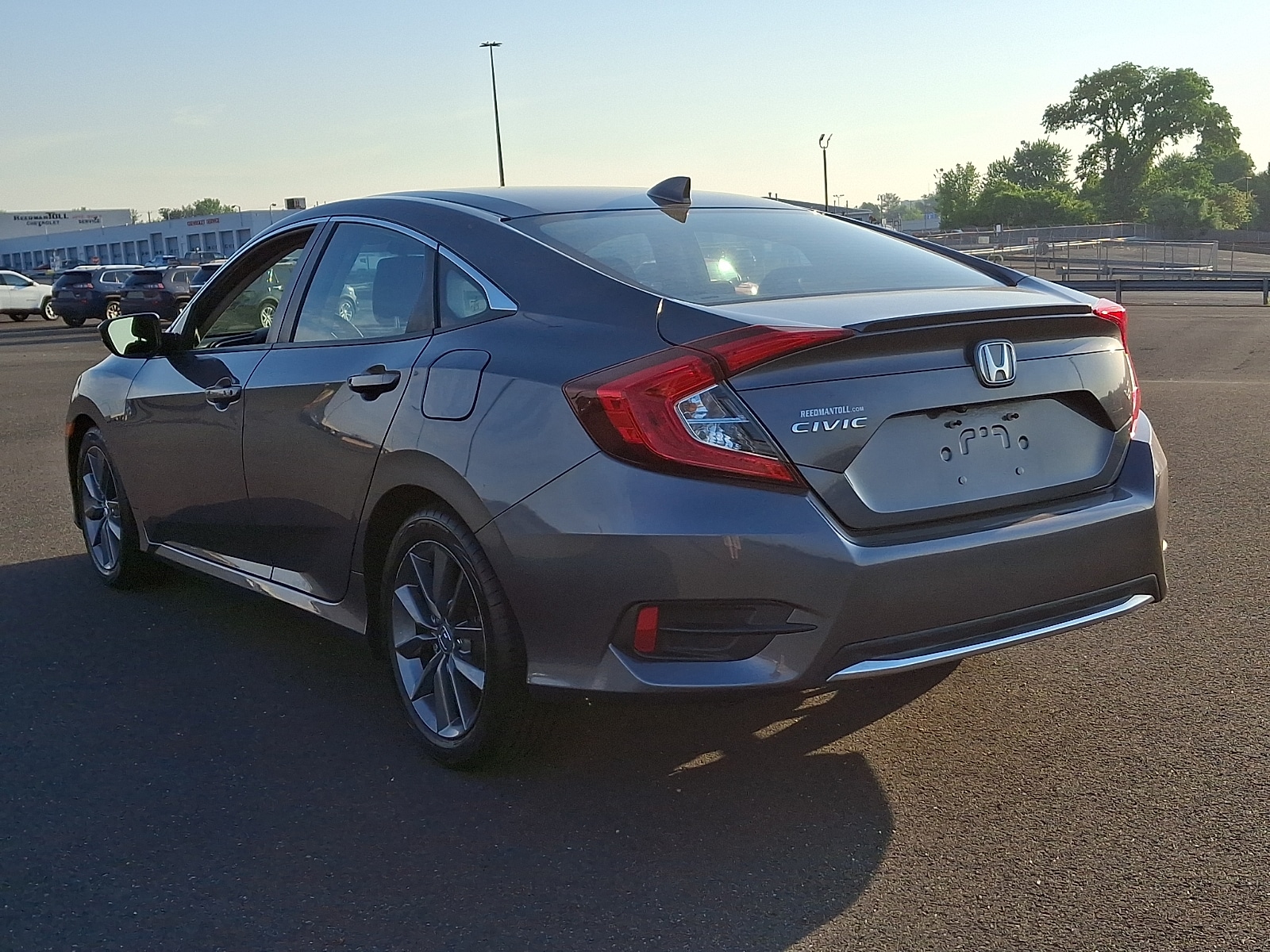View vehicle photo 4