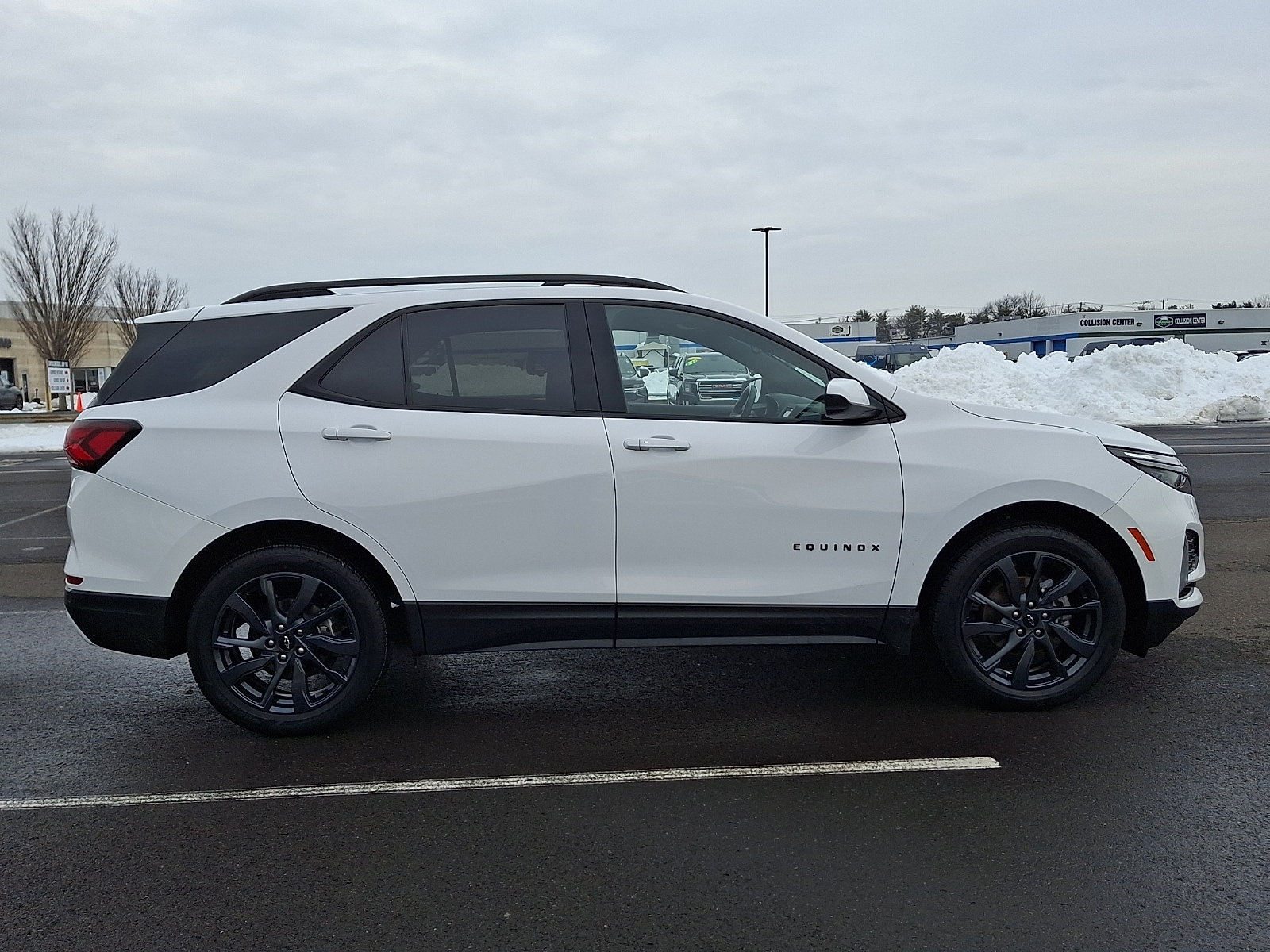 View vehicle photo 7