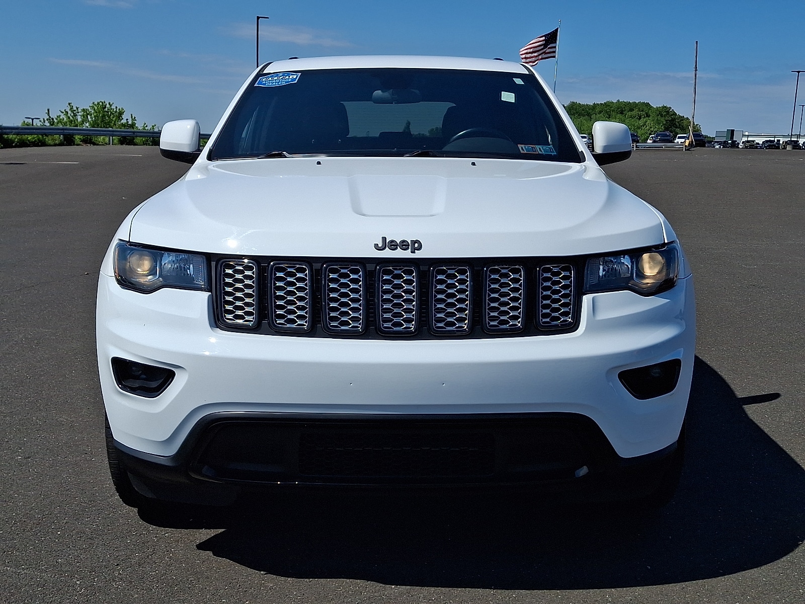 View vehicle photo 2