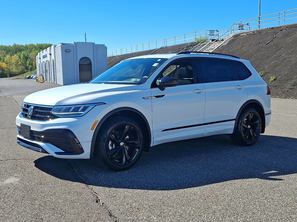 Used 2023 Volkswagen Tiguan 2.0T SE R-Line Black Sport Utility