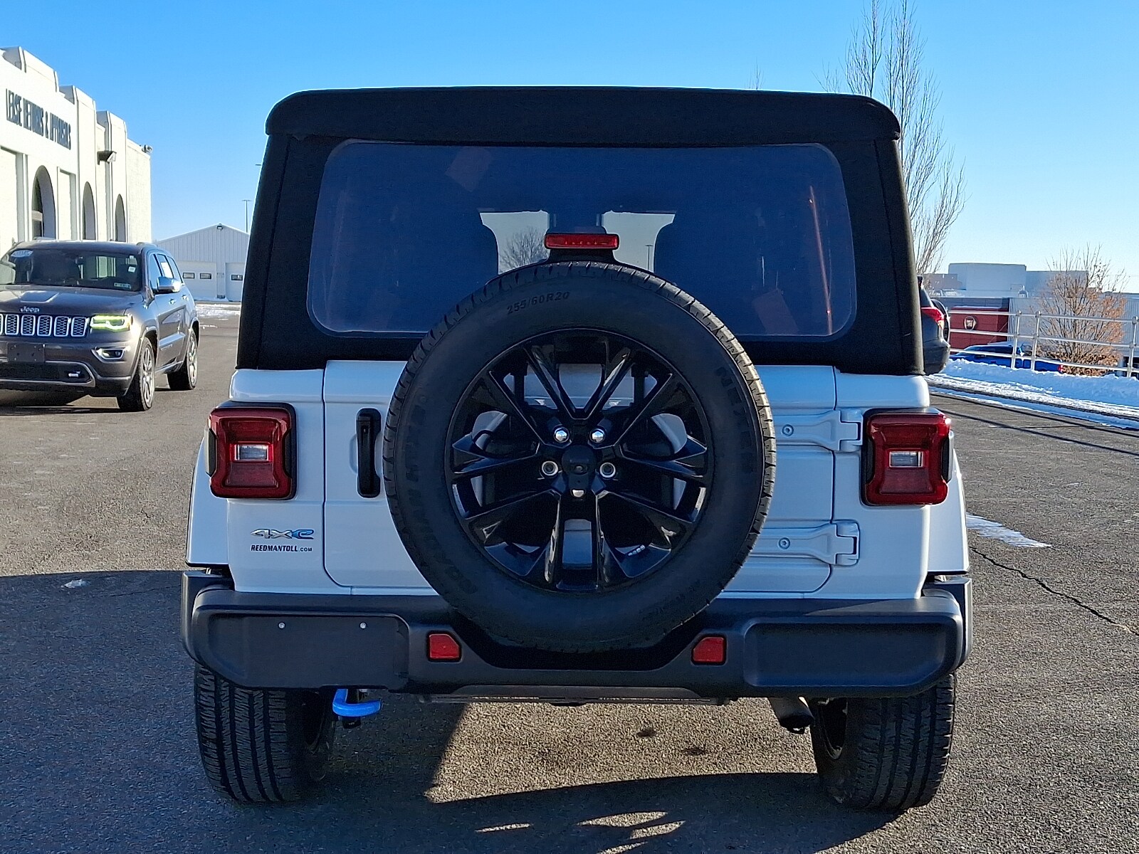 View vehicle photo 5