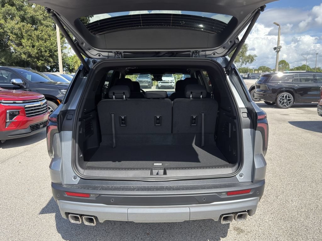2026 Chevrolet Traverse LT - Photo 10