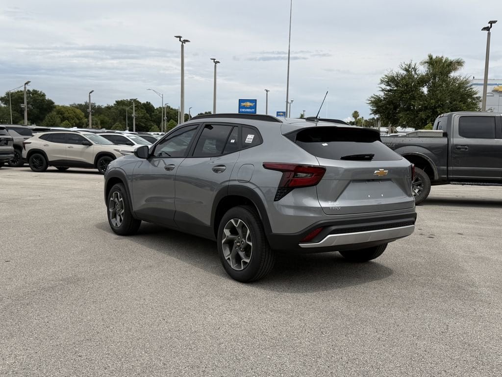 2026 Chevrolet Trax LT - Photo 6