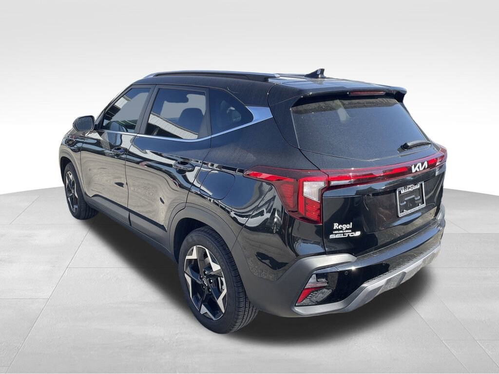 Used 2025 Kia Seltos EX