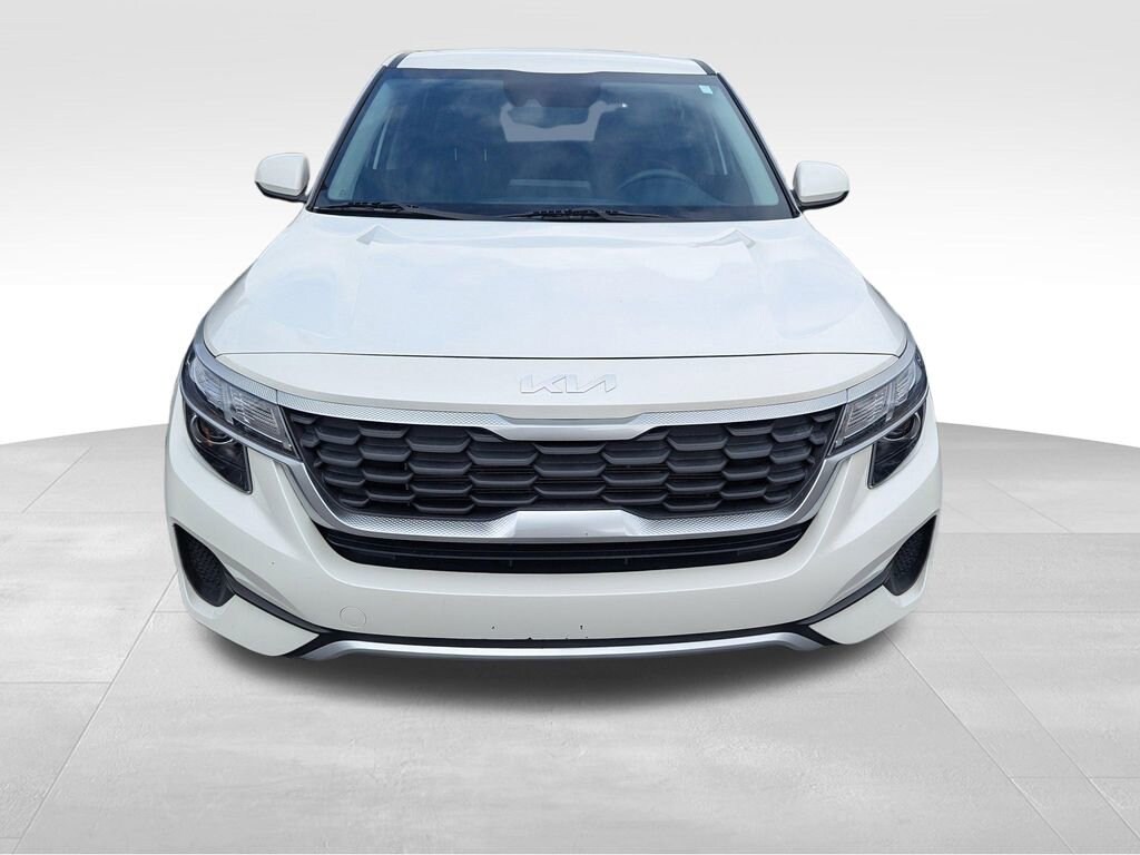 Used 2023 Kia Seltos LX