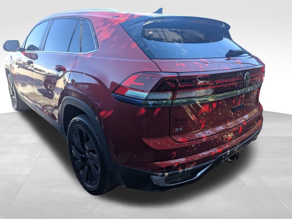 Used 2024 Volkswagen Atlas Cross Sport 2.0T SE w/Technology