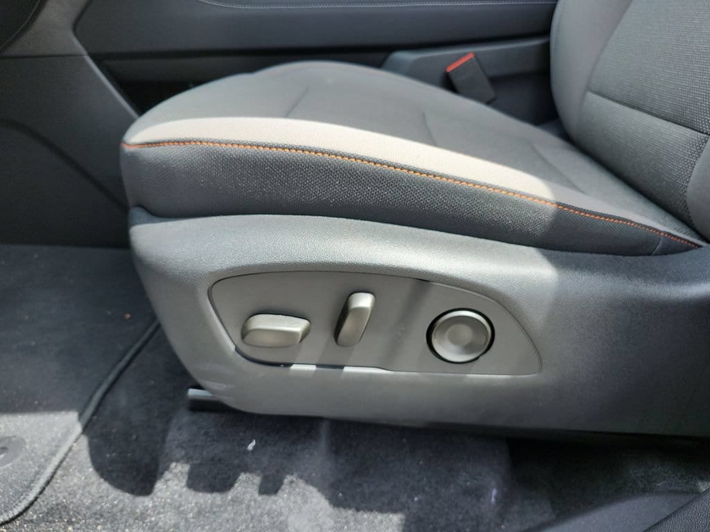 2026 Chevrolet Traverse LT - Photo 21