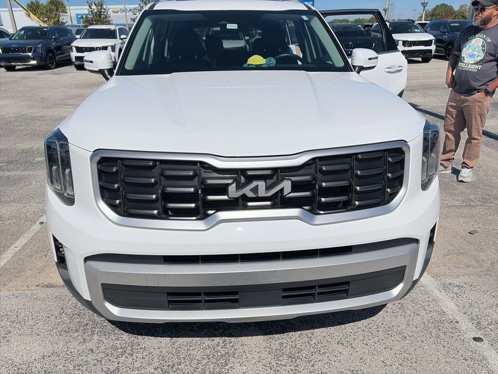 Used 2024 Kia Telluride S