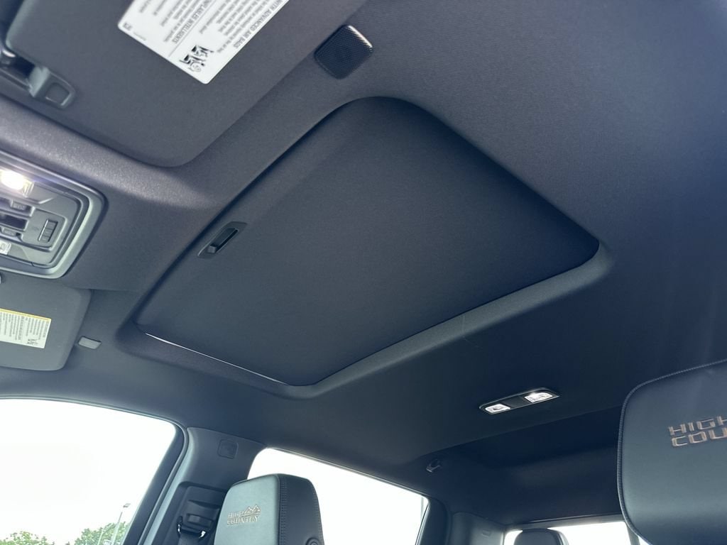 2026 Chevrolet Silverado 1500 High Country - Photo 21