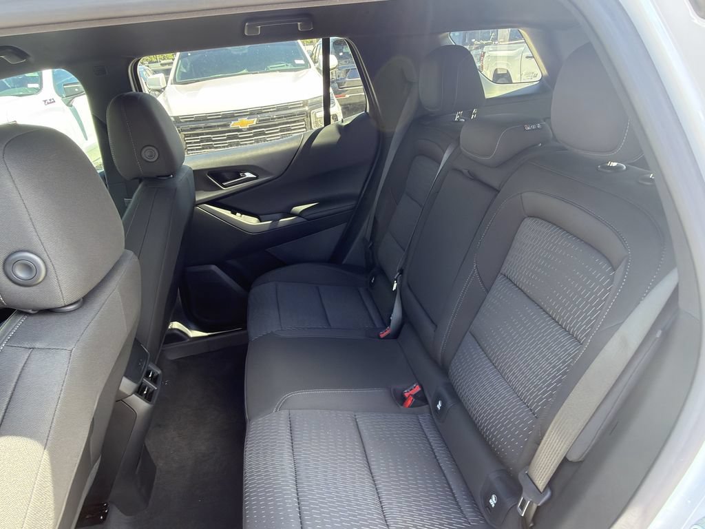 2027 Chevrolet Equinox LT - Photo 15