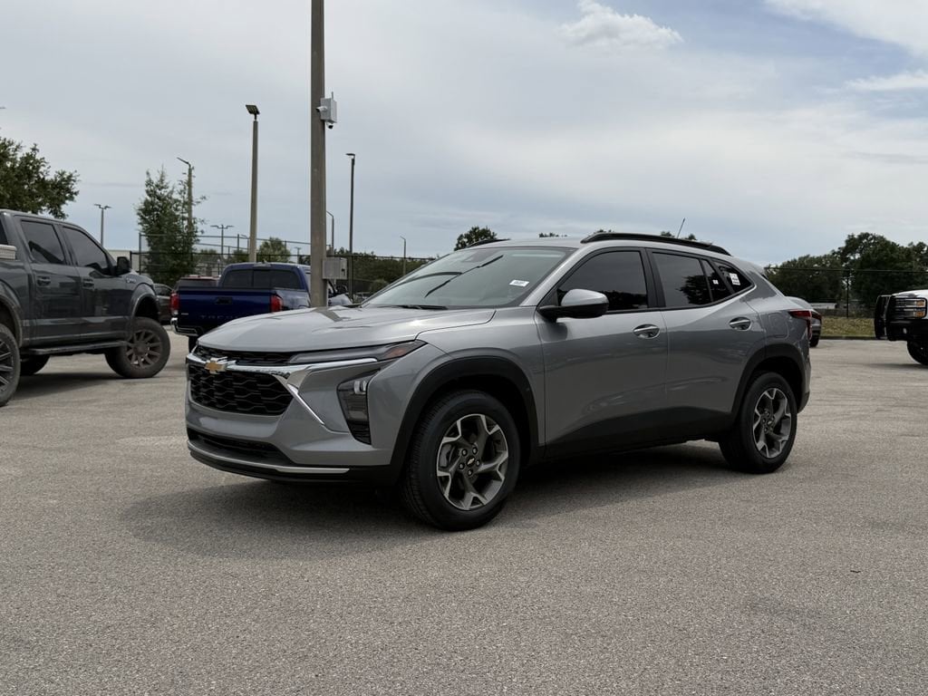 2026 Chevrolet Trax LT - Photo 7